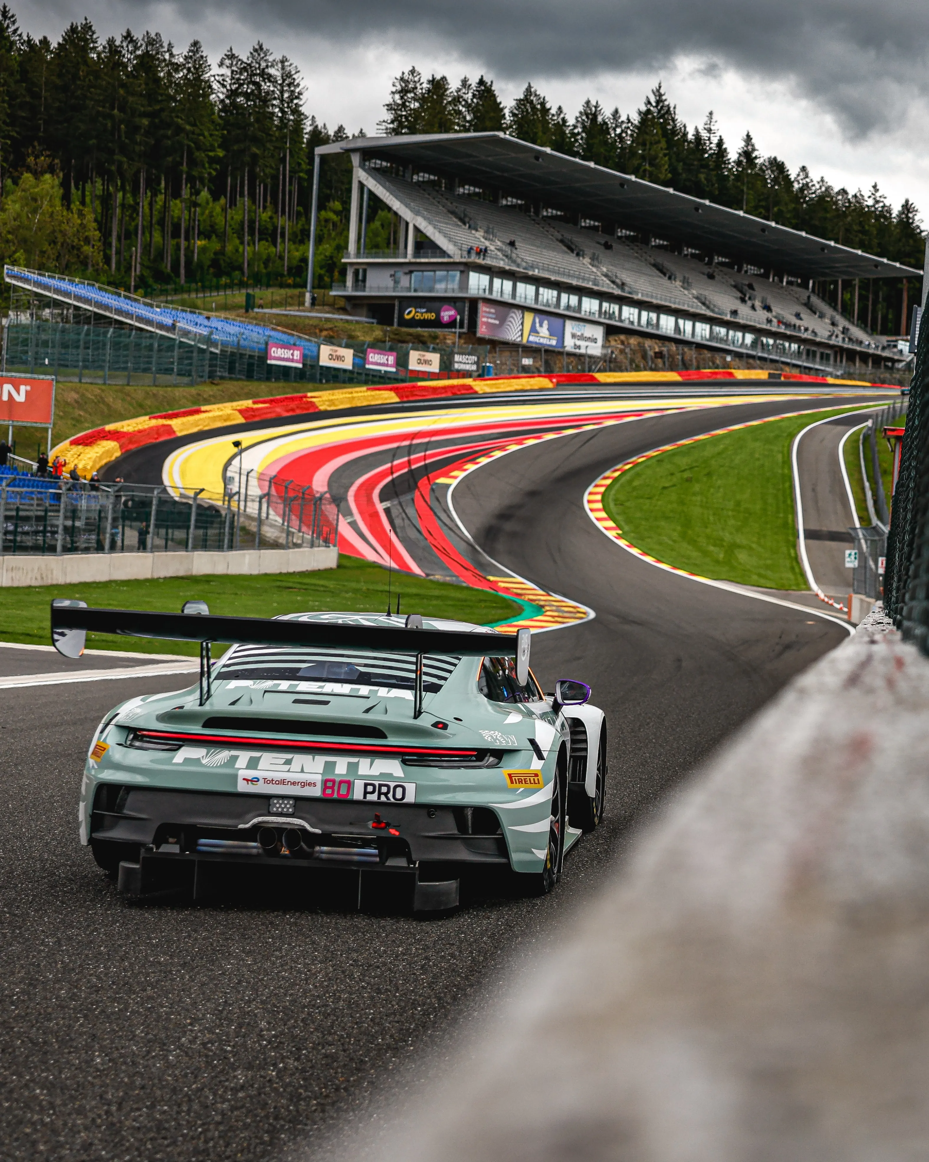 Lionspeed GP race action